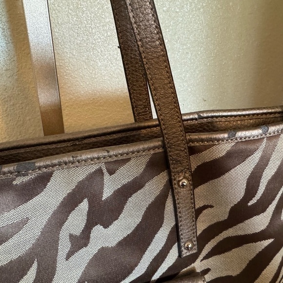 AK Anne Klein Zebra Print Tote Bag - Picture 2 of 7